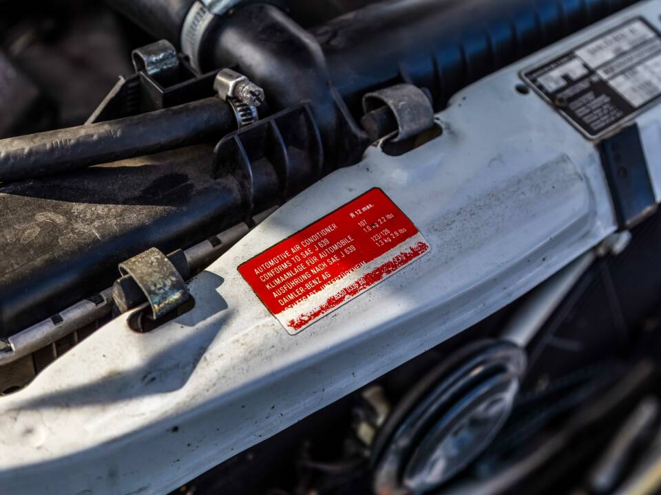 Image 173/175 of Mercedes-Benz 420 SE (1986)