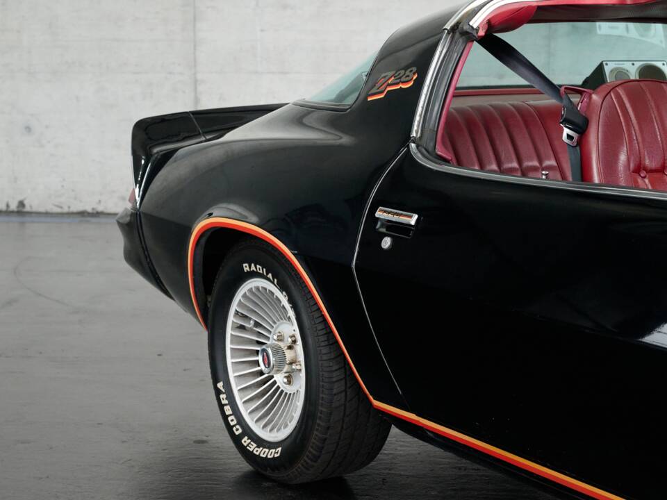 Image 33/50 of Chevrolet Camaro Z28 (1978)