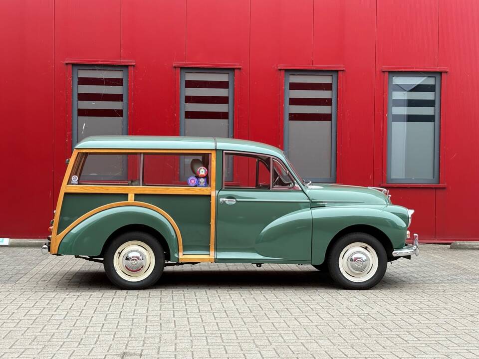 Image 15/16 of Morris Minor 1000 Traveller (1965)