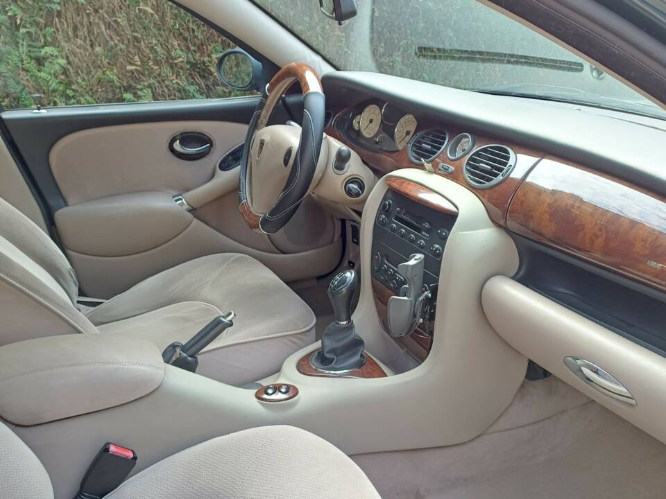 Image 4/9 de Rover 75 2.0 CDT (2001)