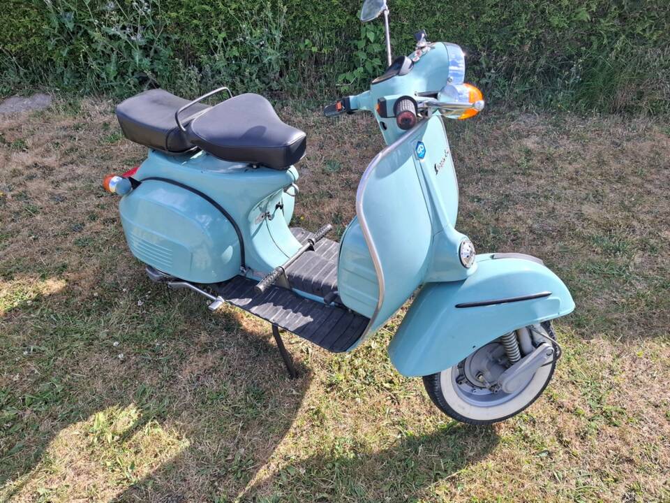 Image 40/48 of Bajaj DUMMY (1993)