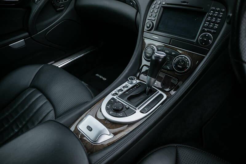 Image 30/41 de Mercedes-Benz SL 63 AMG (2008)