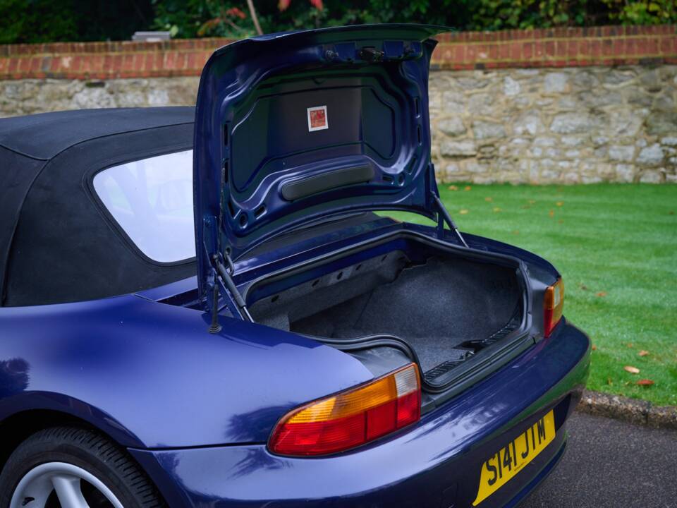 Immagine 39/50 di BMW Z3 2.8i (1999)