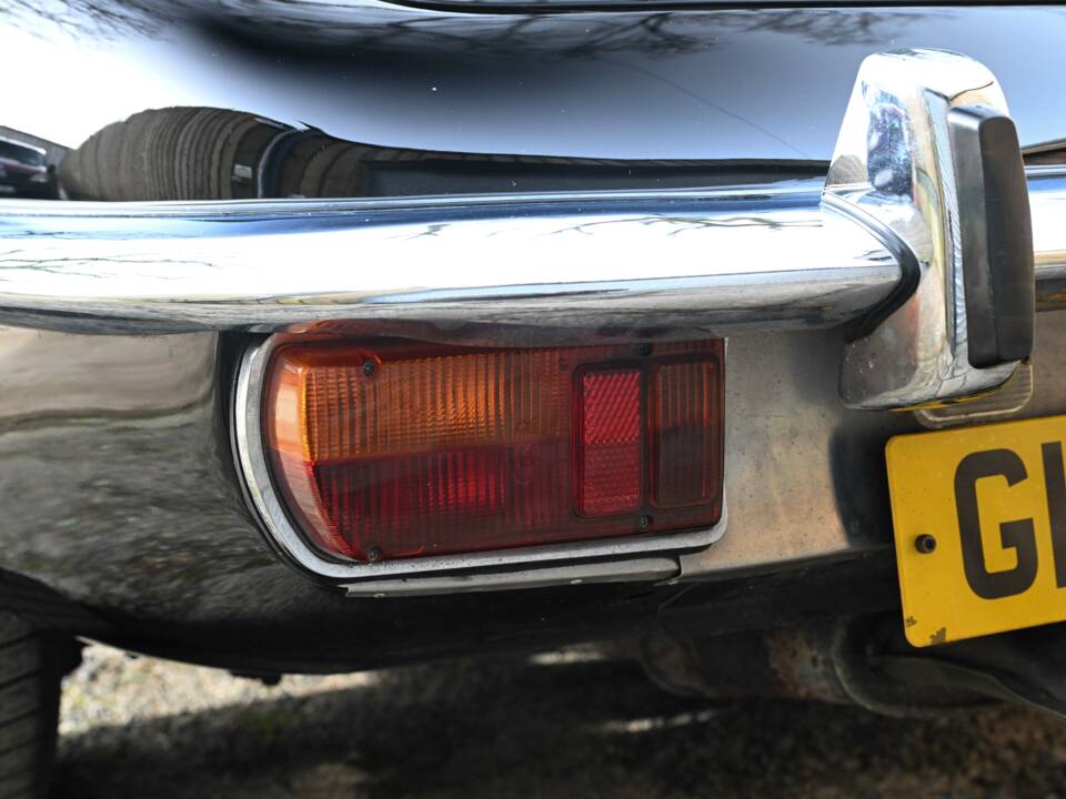 Image 20/50 de Jaguar Type E V12 (1974)