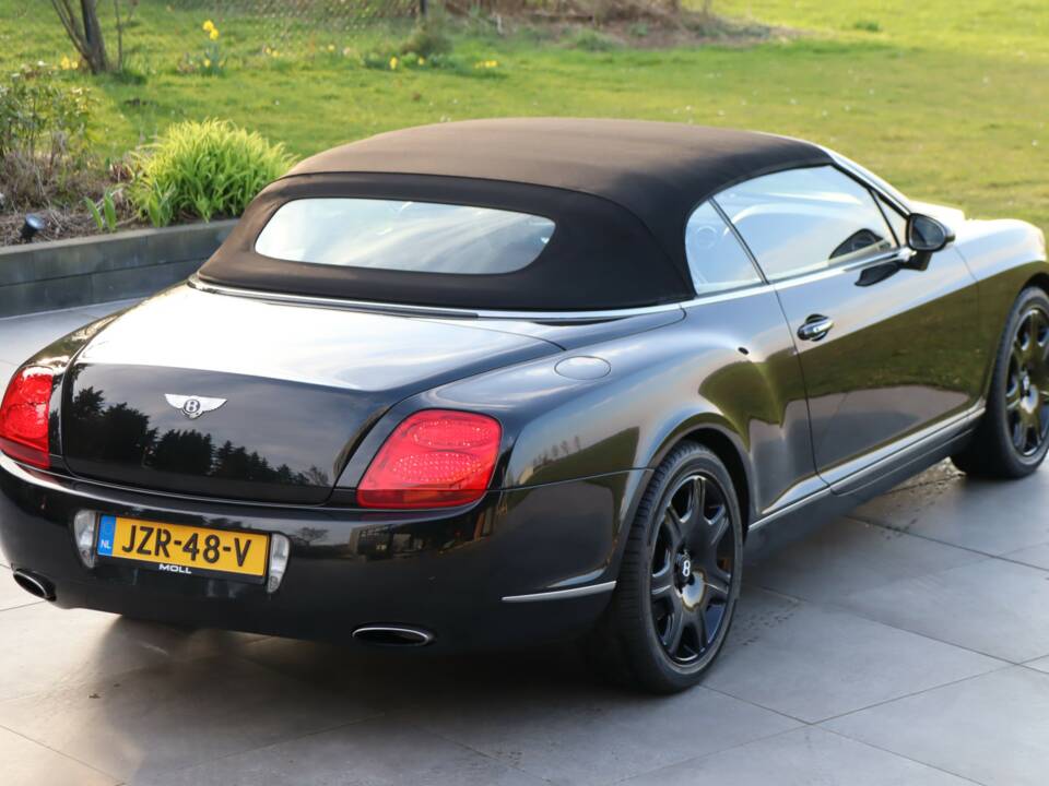 Image 10/50 of Bentley Continental GTC (2007)