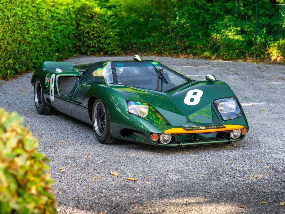 Image 11/35 of Marcos Mantis XP (1968)