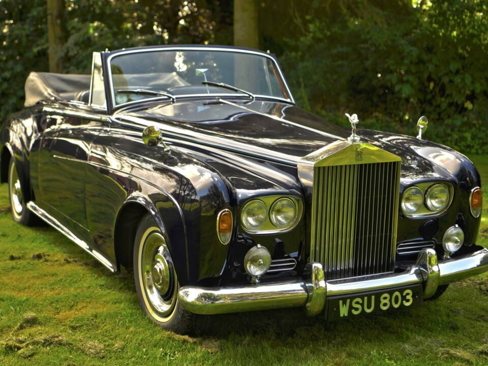 Image 2/50 de Rolls-Royce Silver Cloud III (1962)