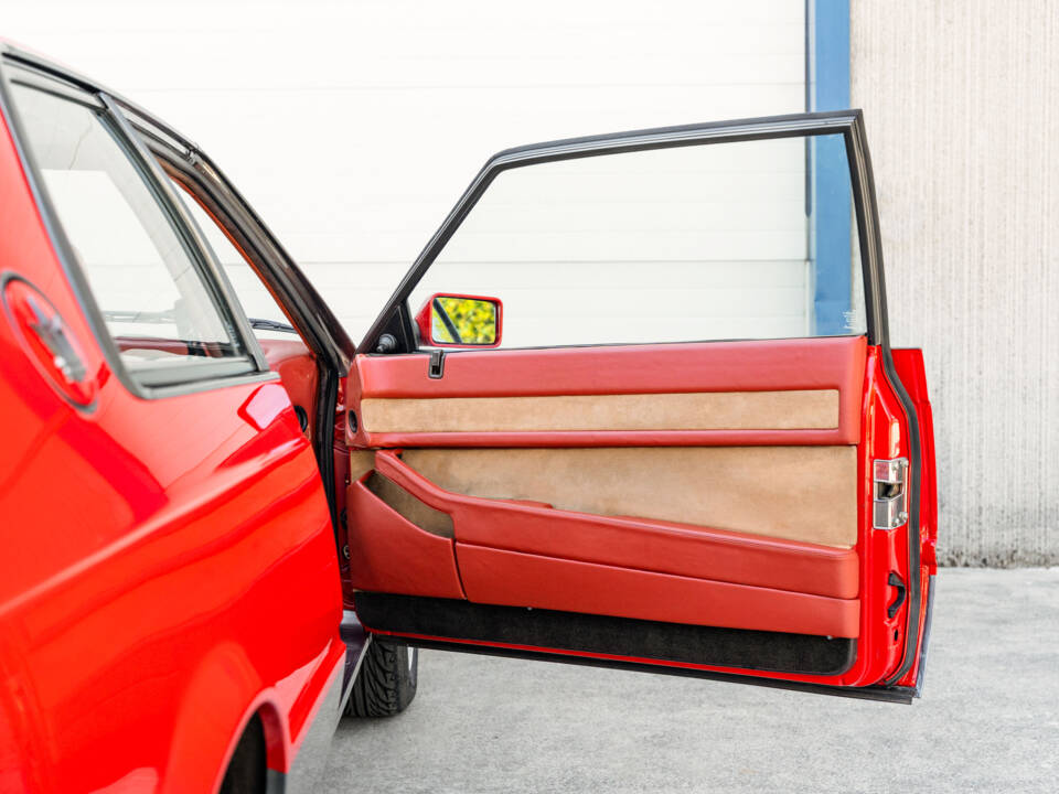 Immagine 35/82 di Maserati Biturbo Si (1987)