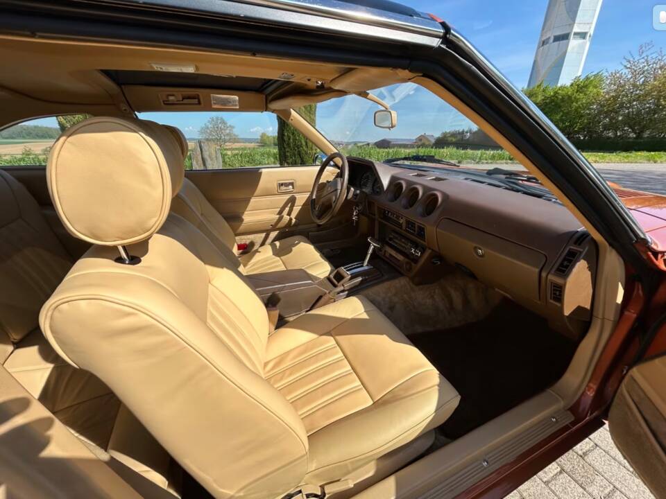 Image 7/14 of Datsun 280 ZX (1983)