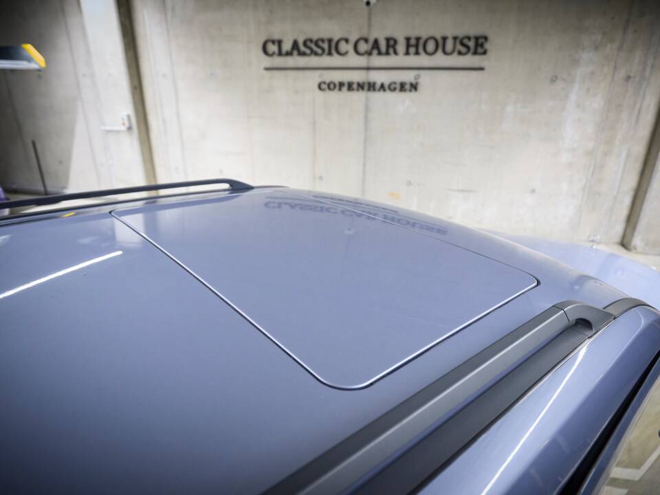 Image 25/100 of Mercedes-Benz 230 TE (1990)