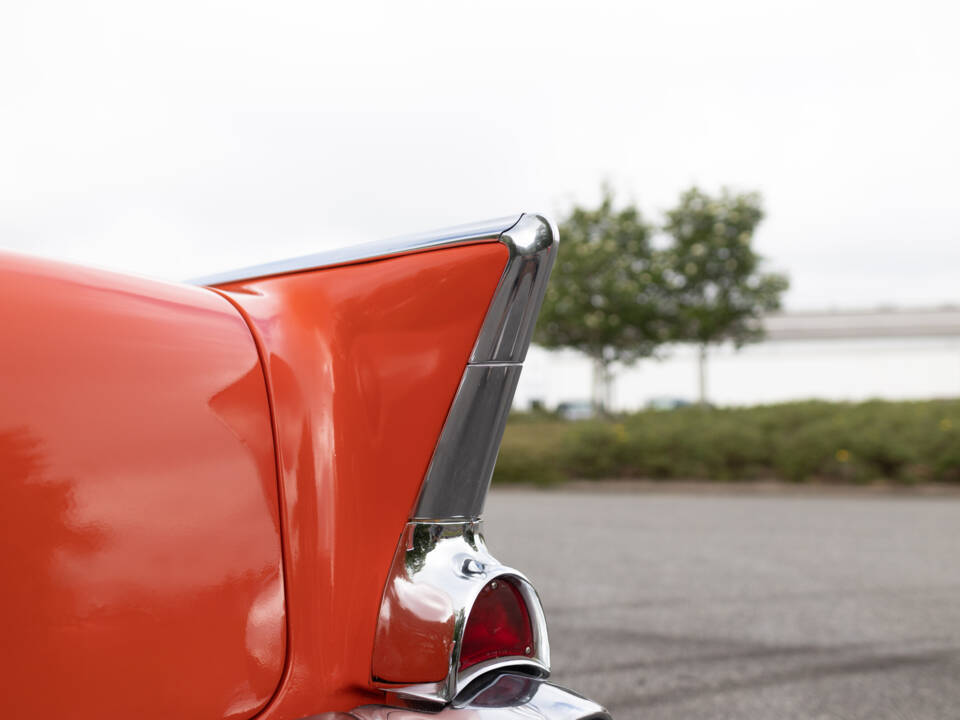 Immagine 23/100 di Chevrolet Bel Air Hardtop Coupe (1957)