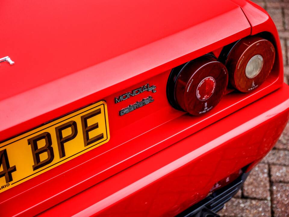 Image 20/42 of Ferrari Mondial T (1990)