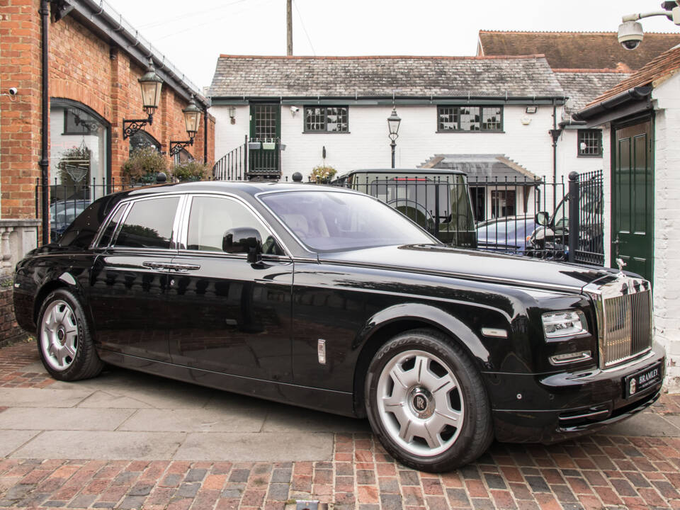 Imagen 2/24 de Rolls-Royce Phantom VII (2014)