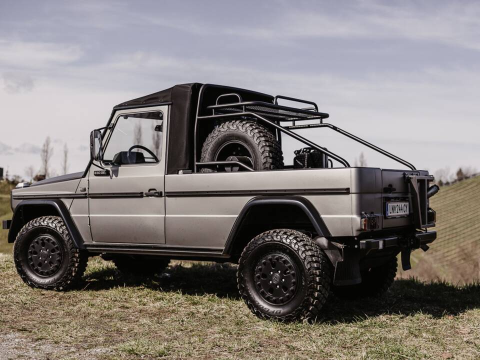 Image 42/79 of Steyr-Puch 230 GE (SWB) (1994)