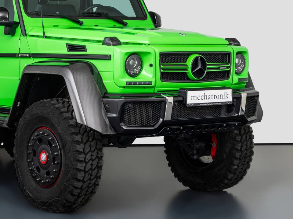 Image 11/31 of Mercedes-Benz G 63 AMG 6x6 (2015)