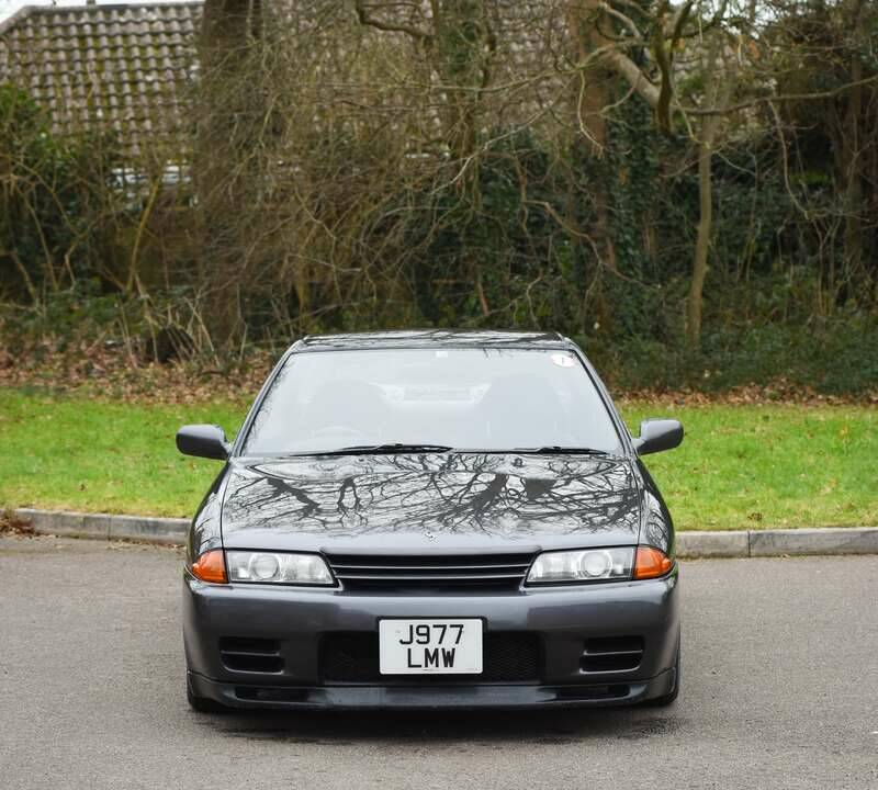 Image 13/50 de Nissan Skyline GT-R (1991)