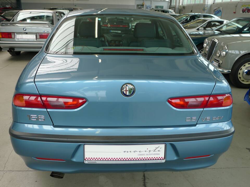 Image 25/39 of Alfa Romeo 156 2.5 V6 (1998)