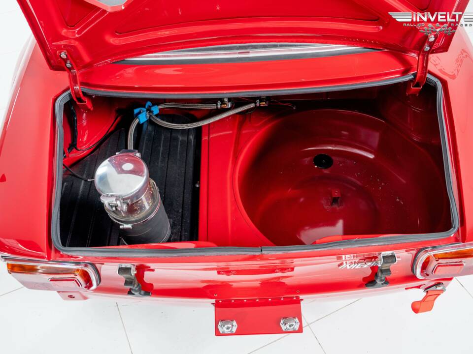 Bild 13/16 von Alfa Romeo Giulia 1750 GT Am (1969)