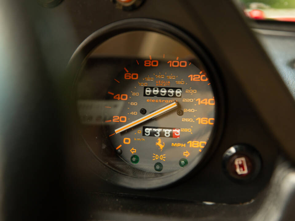 Immagine 10/49 di Ferrari 328 GTS (1988)