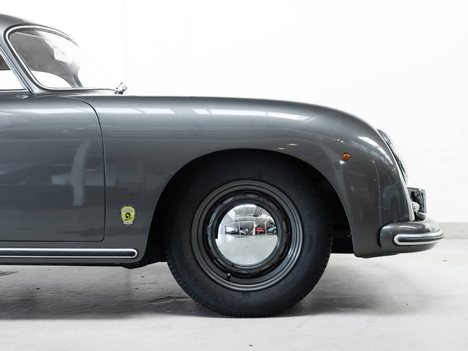 Image 21/34 of Porsche 356 A 1600 (1957)