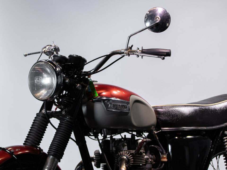 Image 33/50 of Triumph T 100 Daytona (1969)