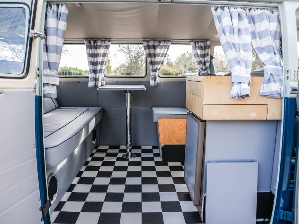 Bild 23/41 von Volkswagen T2 a/b (1964)
