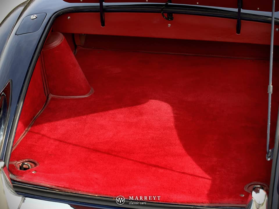 Image 75/78 of Jaguar XK 150 3.4 S OTS (1958)