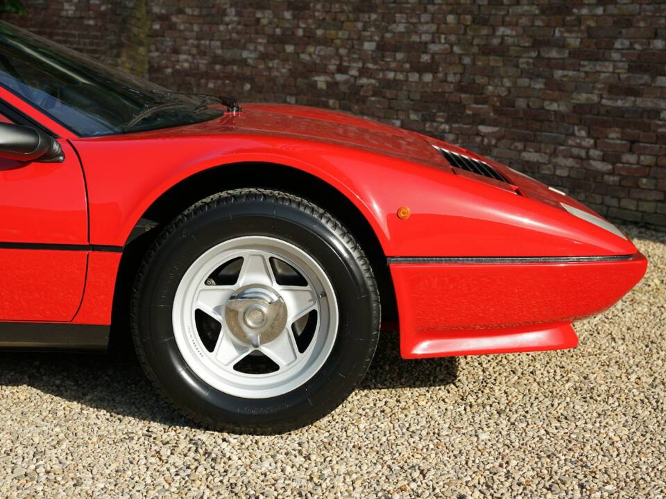 Bild 34/50 von Ferrari 512 BBi (1983)