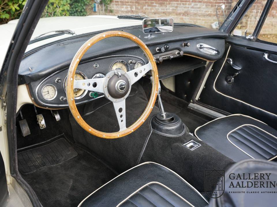 Imagen 28/50 de Austin-Healey 3000 Mk II (BJ7) (1963)