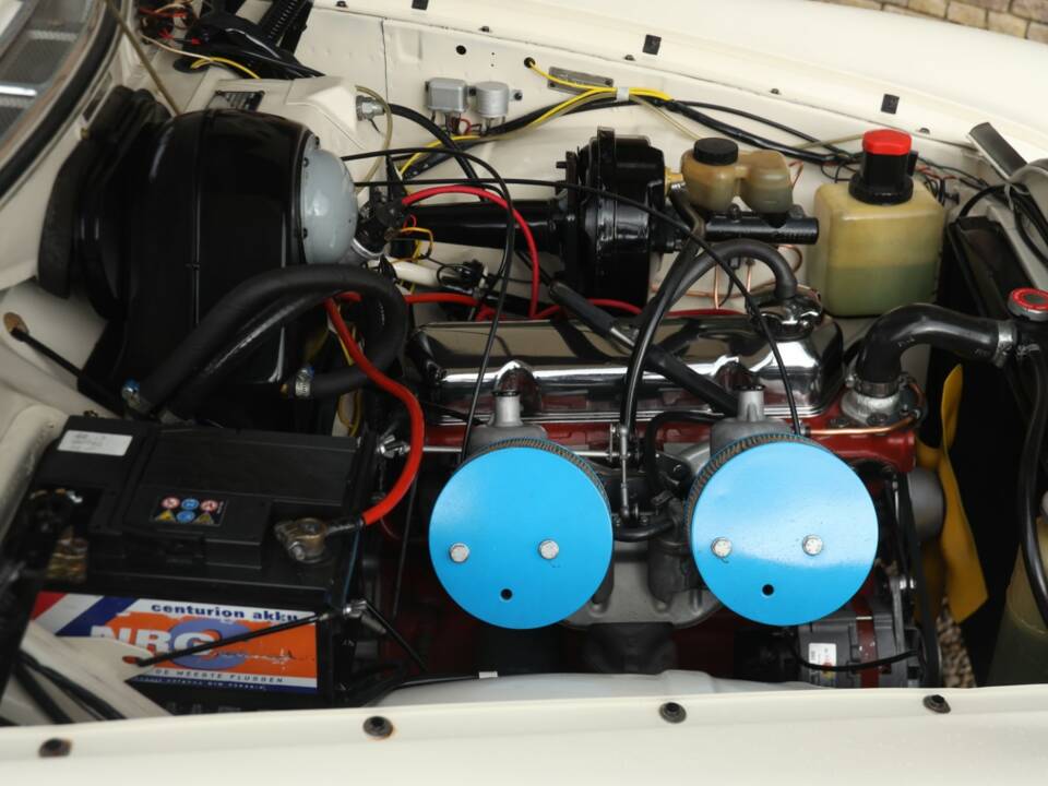 Image 49/50 of Volvo P 123 GT (1969)