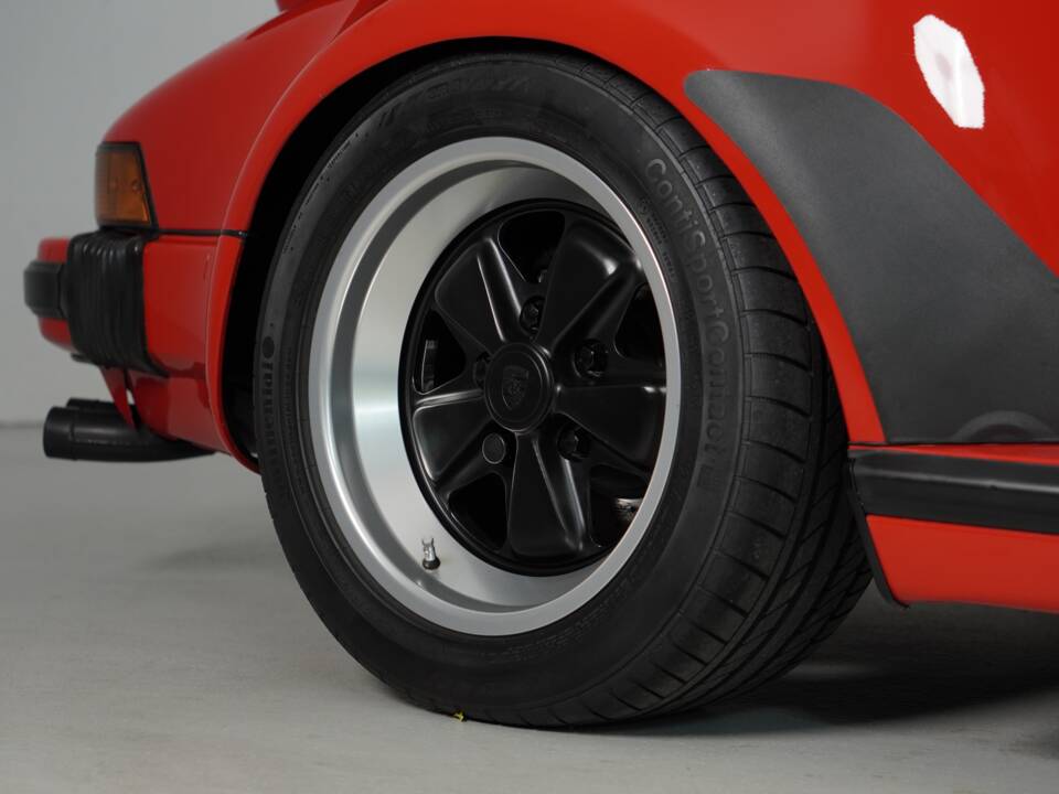 Afbeelding 24/146 van Porsche 911 Turbo 3.3 Flatnose (1985)