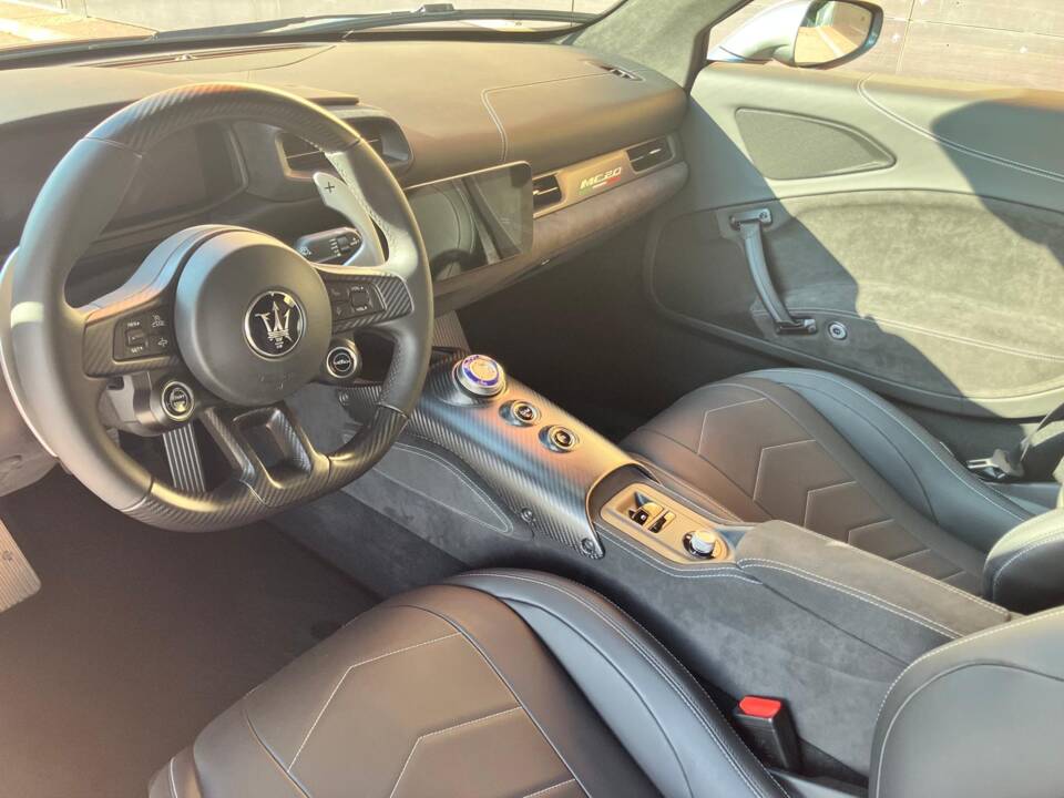 Image 8/15 de Maserati MC20 (2023)