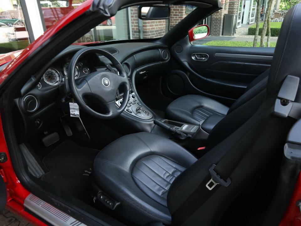 Image 43/50 of Maserati Spyder 4200 Cambiocorsa (2003)