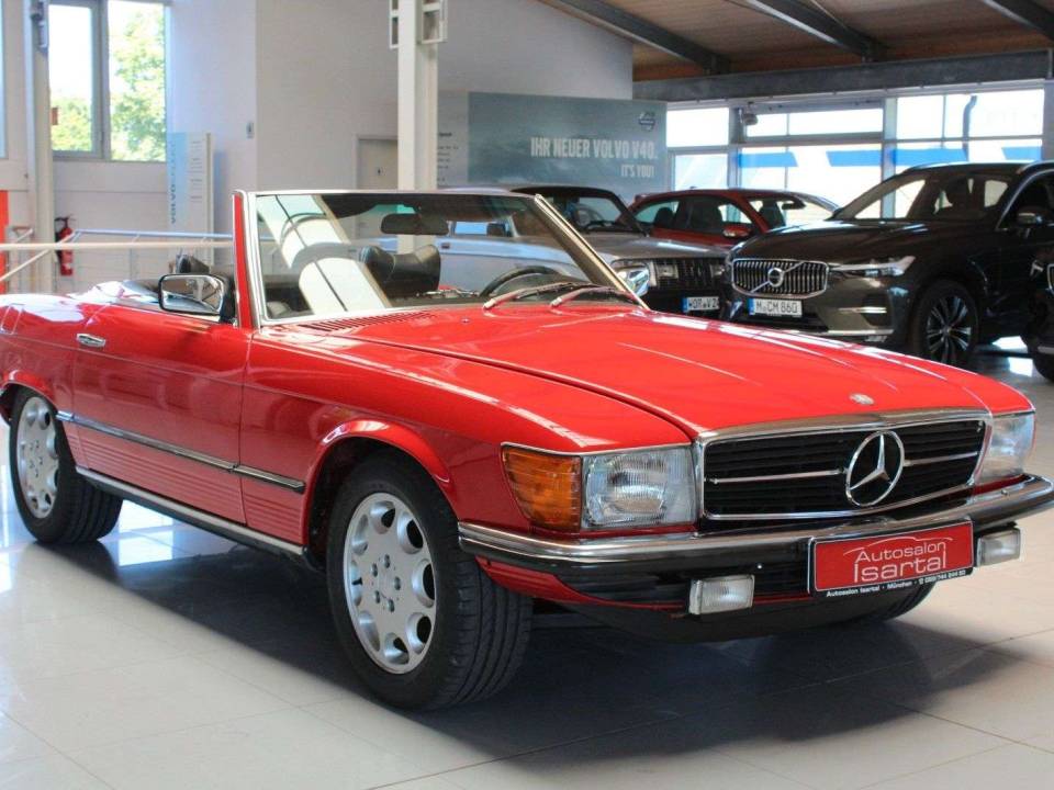 Image 3/20 de Mercedes-Benz 450 SL (1977)