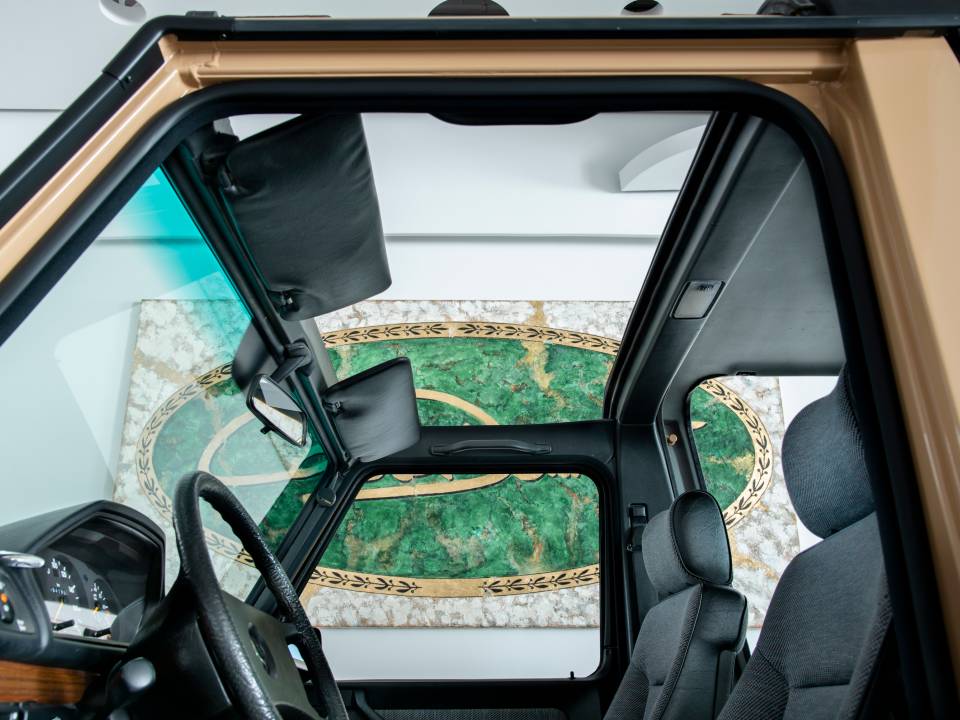 Bild 20/50 von Mercedes-Benz 300 GE (kurz) (1990)