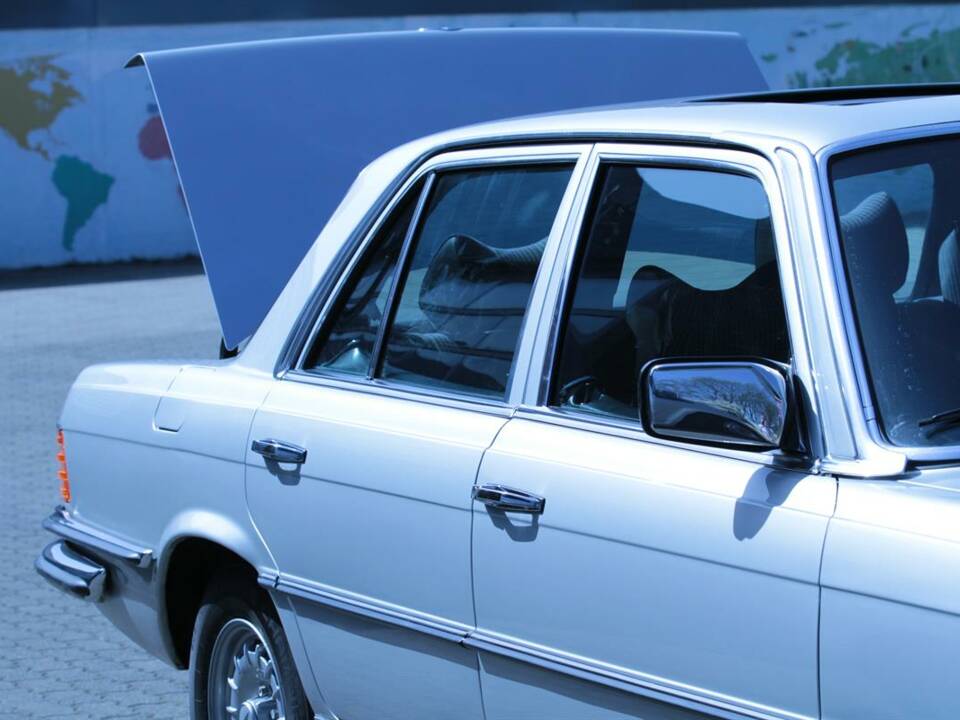 Bild 3/8 von Mercedes-Benz 350 SE (1978)
