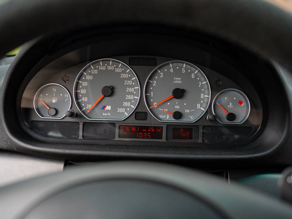 Image 32/42 of BMW M3 CSL (2003)