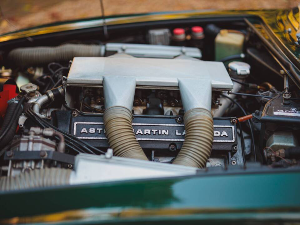 Bild 5/7 von Aston Martin DBS V8 (1972)