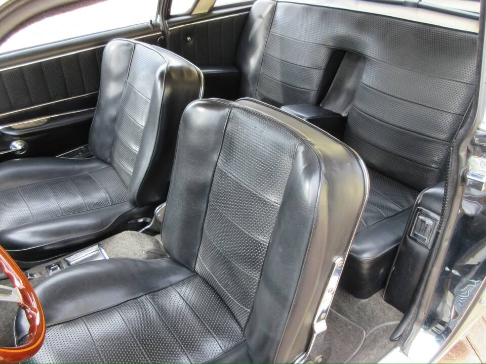 Afbeelding 10/33 van FIAT 2300 S Coupé (1967)