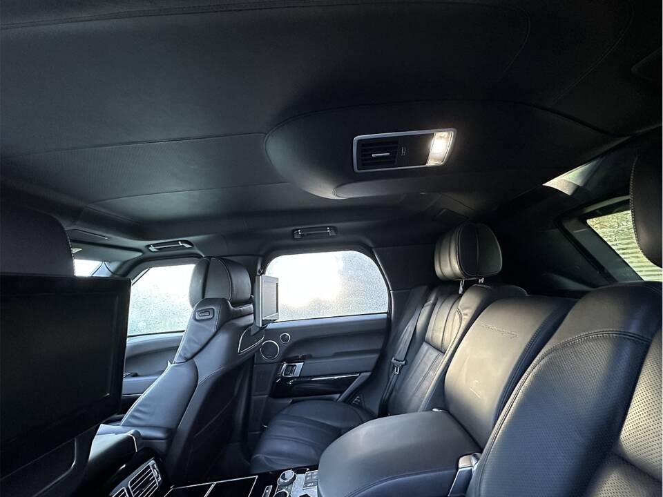 Image 38/38 of Land Rover Range Rover V8 SV Autobiography (2016)