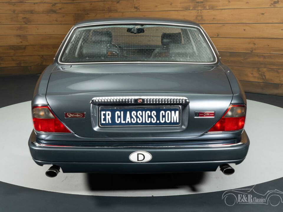 Imagen 3/5 de Daimler Six (1995)