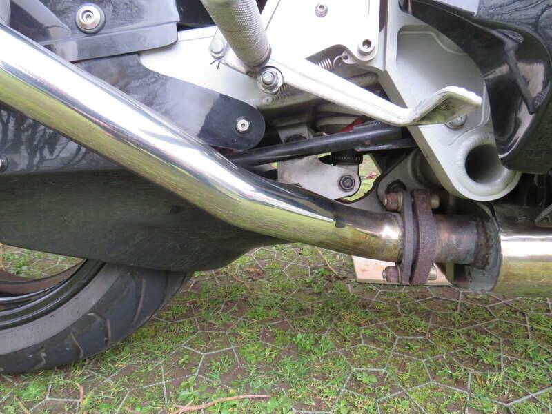 Image 24/44 of Norton F1 (1990)