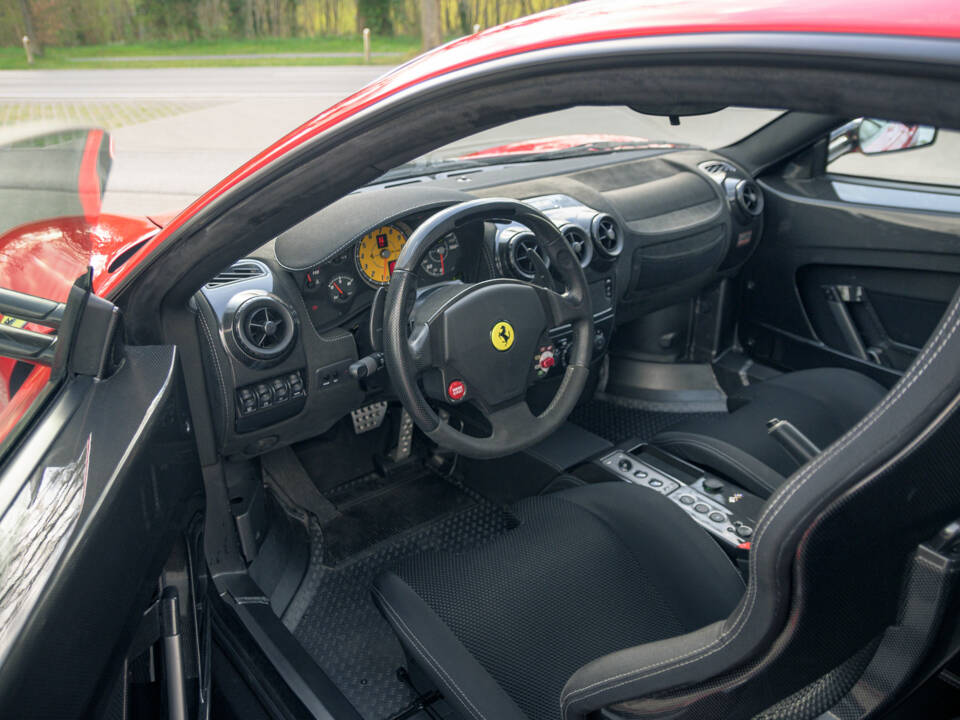 Bild 23/57 von Ferrari F 430 Scuderia (2009)