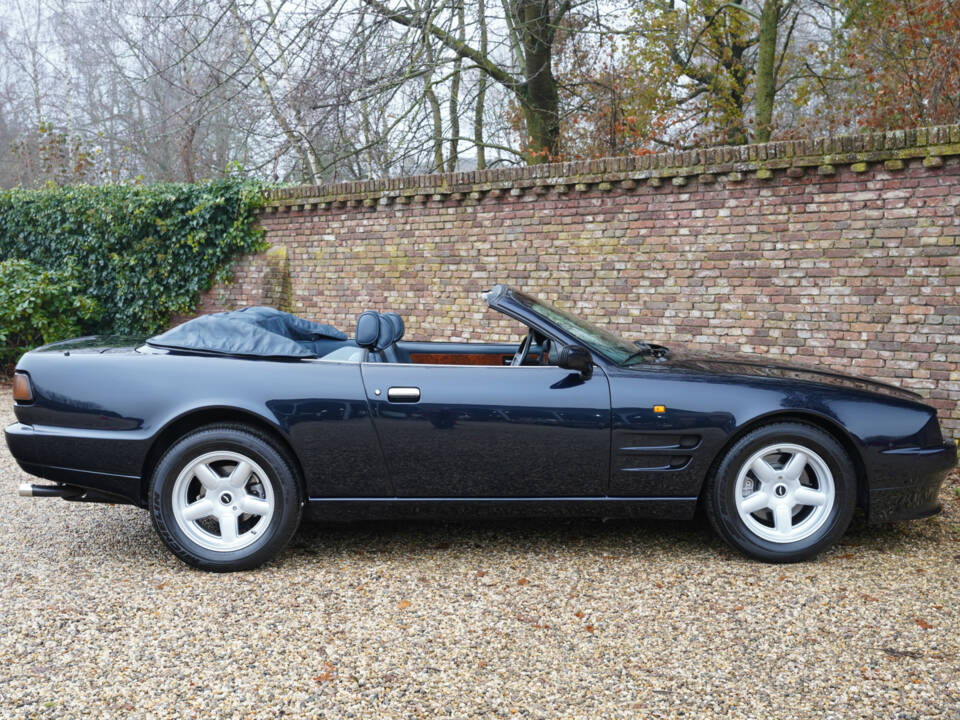 Bild 12/50 von Aston Martin Virage Volante (1994)