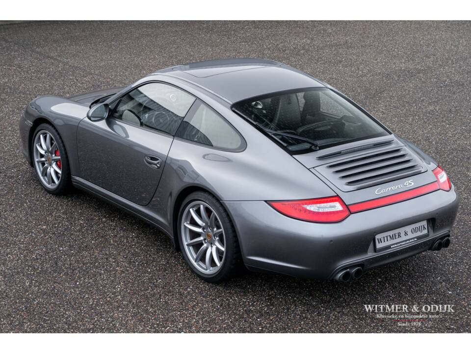 Image 18/41 of Porsche 911 Carrera 4S (2009)