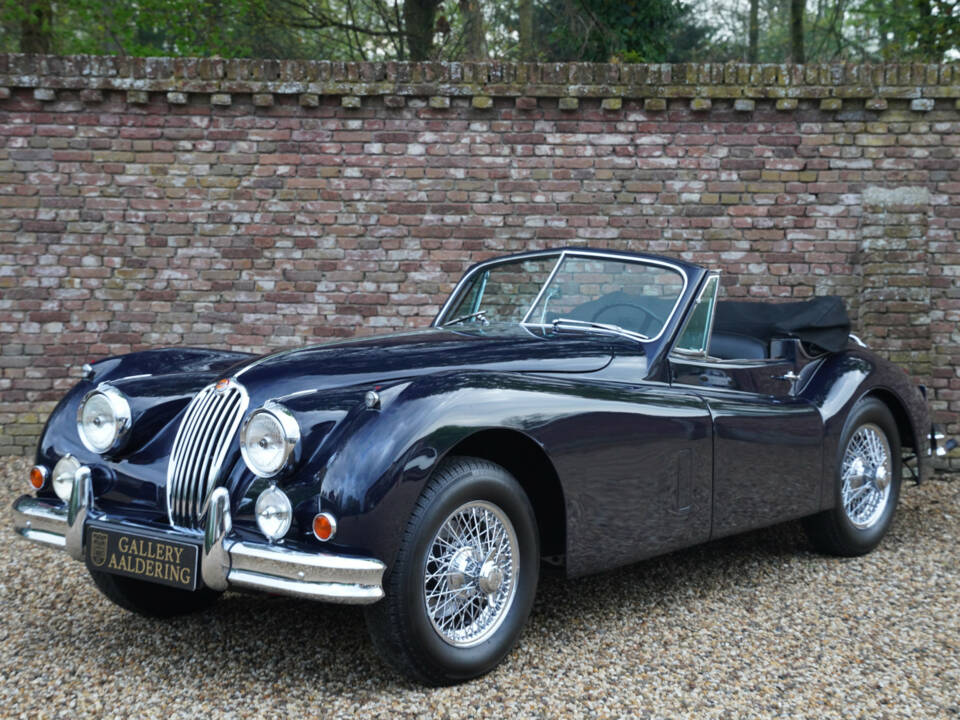 Image 1/50 of Jaguar XK 140 SE DHC (1956)