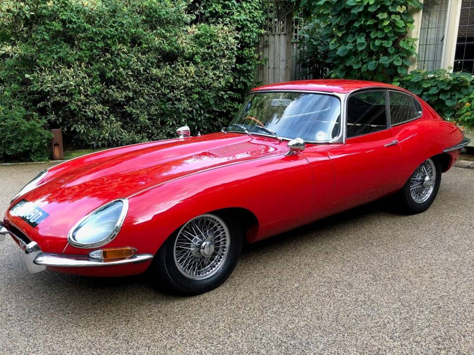 Bild 1/30 von Jaguar E-Type 4.2 (1966)