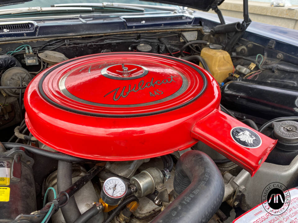 Image 40/47 of Buick Riviera Coupe (1963)