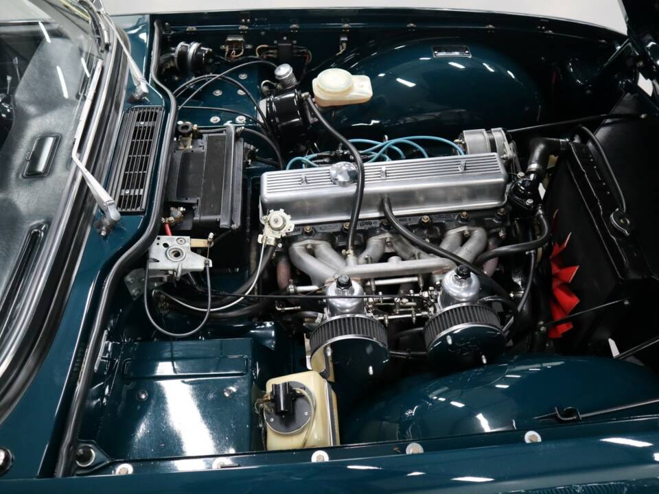 Image 41/56 of Triumph TR 6 (1972)