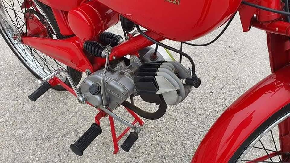 Image 12/22 of Moto Guzzi DUMMY (1960)